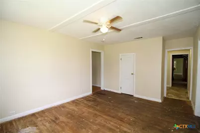 1208 N College Street, Killeen, TX 76541 - Photo 22