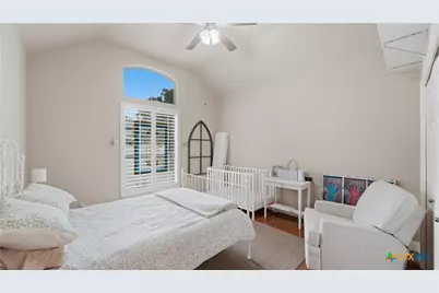 808 Elmwood Cove, New Braunfels, TX 78130 - Photo 6