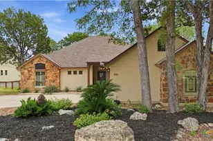 808 Elmwood Cove, New Braunfels, TX 78130 - Photo 2