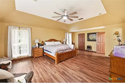 8293 Boenig Road, Seguin, TX 78155 - Photo 10