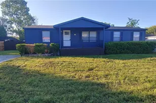 566 Gateway Cir, New Braunfels, TX 78130 - Photo 1