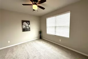 2700 La Mundial St, Seguin, TX 78155 - Photo 14