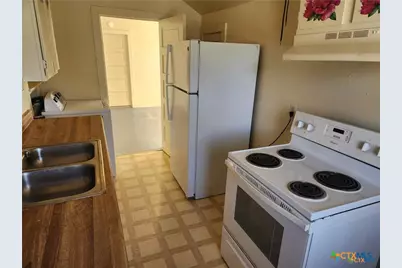 1205 S 17th Street, Temple, TX 76504 - Photo 2
