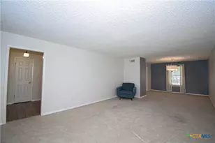 2001 Hannahawk Cir, Harker Heights, TX 76548 - Photo 10