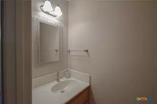 2001 Hannahawk Cir, Harker Heights, TX 76548 - Photo 12