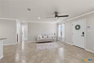 1427 Bonnyview Dr, Canyon Lake, TX 78133 - Photo 10