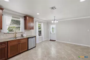 1427 Bonnyview Dr, Canyon Lake, TX 78133 - Photo 14