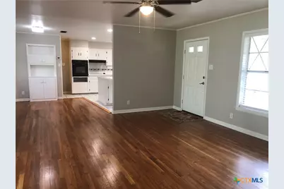 1175 Canyon Drive, New Braunfels, TX 78130 - Photo 4