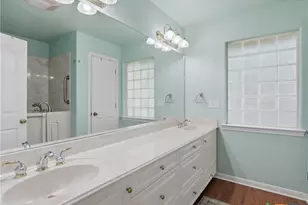 2147 N Ranch Estates Blvd, New Braunfels, TX 78130 - Photo 14