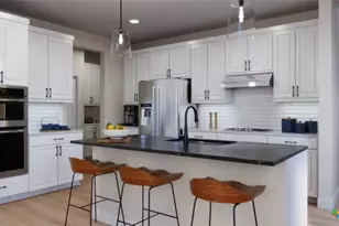 537 Bauer Loop, Liberty Hill, TX 78642 - Photo 2