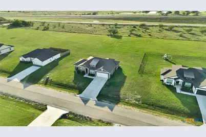 220 Whitetail Lane, Victoria, TX 77905 - Photo 32