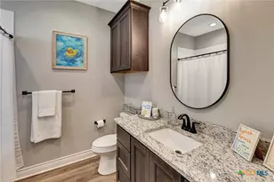 220 Whitetail Ln, Victoria, TX 77905 - Photo 18