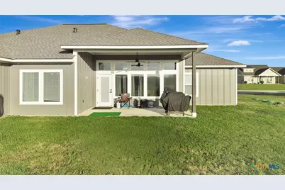 220 Whitetail Lane, Victoria, TX 77905 - Photo 30