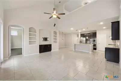 1226 Hidden Cave Drive, New Braunfels, TX 78132 - Photo 6