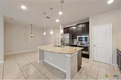 1226 Hidden Cave Drive, New Braunfels, TX 78132 - Photo 8