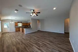 2937 Post Oak Cir, New Braunfels, TX 78130 - Photo 10