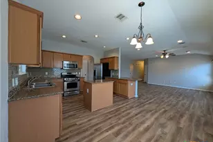 2937 Post Oak Cir, New Braunfels, TX 78130 - Photo 16