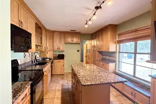 1195 Gay Meadow Ln, Goliad, TX 77963 - Photo 6