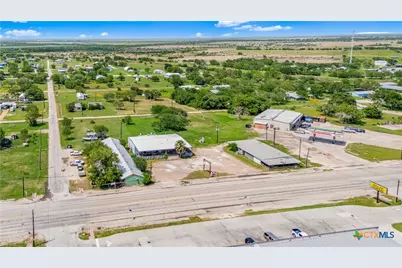 314 & 304 W Broadway Avenue, Seadrift, TX 77983 - Photo 24