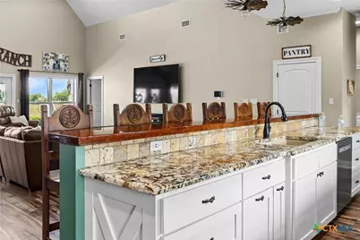 1370 E Ward Street, Goliad, TX 77963 - Photo 22
