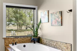 1370 E Ward St, Goliad, TX 77963 - Photo 38