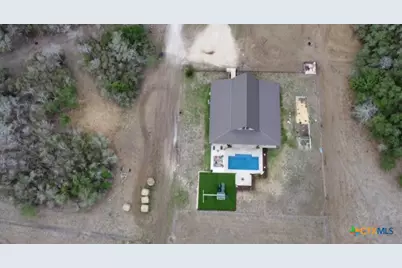 1370 E Ward Street, Goliad, TX 77963 - Photo 2
