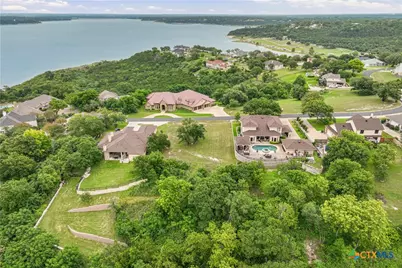 4512 Blue Ridge Drive, Belton, TX 76513 - Photo 6
