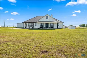 251 Willow Moon Ranch Rd, Crawford, TX 76638 - Photo 2