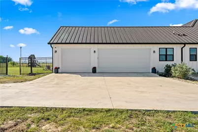 251 Willow Moon Ranch Road, Crawford, TX 76638 - Photo 4
