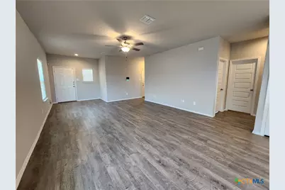 1137 Gracie Way, New Braunfels, TX 78130 - Photo 2