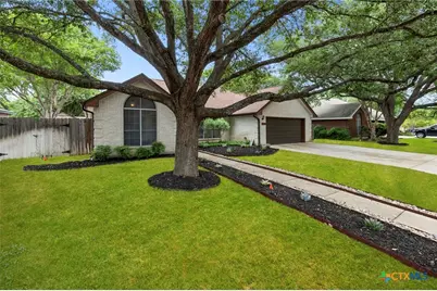 920 Queens Drive, New Braunfels, TX 78130 - Photo 4