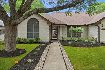920 Queens Drive, New Braunfels, TX 78130 - Photo 2