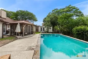 920 Queens Dr, New Braunfels, TX 78130 - Photo 38