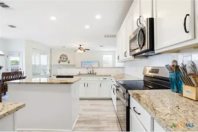 917 San Fernando Lane, New Braunfels, TX 78132 - Photo 18