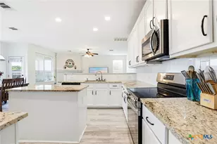 917 San Fernando Ln, New Braunfels, TX 78132 - Photo 18