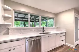 6511 Old Waco Ln, Temple, TX 76502 - Photo 6
