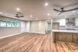 6511 Old Waco Ln, Temple, TX 76502 - Photo 10