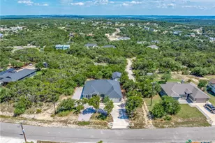 819 Primrose Path, Canyon Lake, TX 78133 - Photo 16