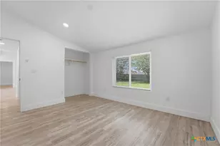 937 Anderson St, Seguin, TX 78155 - Photo 20