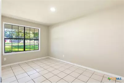 1350 Mary Preiss Drive, New Braunfels, TX 78132 - Photo 6