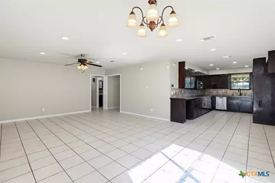 1350 Mary Preiss Drive, New Braunfels, TX 78132 - Photo 10