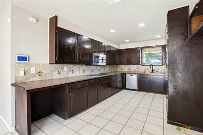 1350 Mary Preiss Drive, New Braunfels, TX 78132 - Photo 14