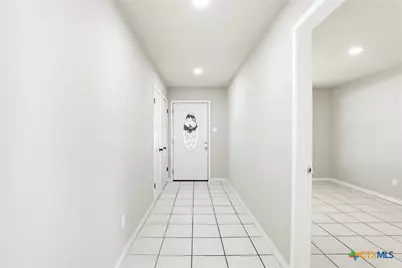 1350 Mary Preiss Drive, New Braunfels, TX 78132 - Photo 6