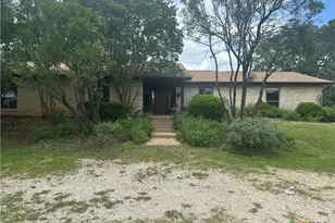 1109 Palomino Ln, San Marcos, TX 78666 - Photo 2
