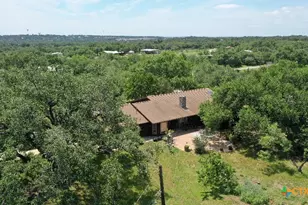 1109 Palomino Ln, San Marcos, TX 78666 - Photo 6