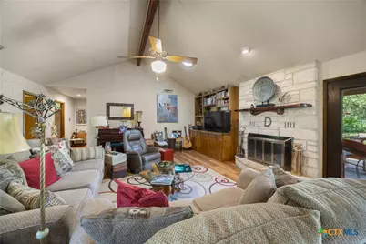1109 Palomino Lane, San Marcos, TX 78666 - Photo 4