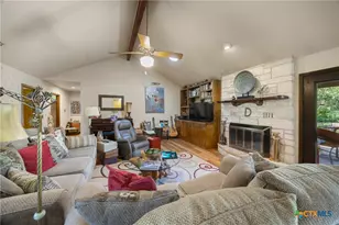 1109 Palomino Ln, San Marcos, TX 78666 - Photo 4
