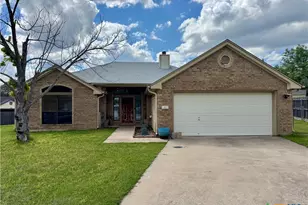 10 Westridge Pl, Lampasas, TX 76550 - Photo 1