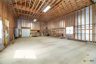 267 Oak Vw Dr, Inez, TX 77968 - Photo 18