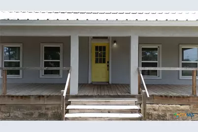 607 S Main St, Lampasas, TX 76550 - Photo 2